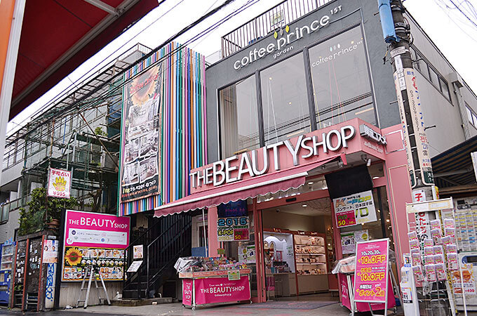 THE BEAUTYSHOPの2階にありますね。