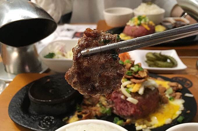 でもこのハンバーグとても肉汁が旨くて美味しかったです！