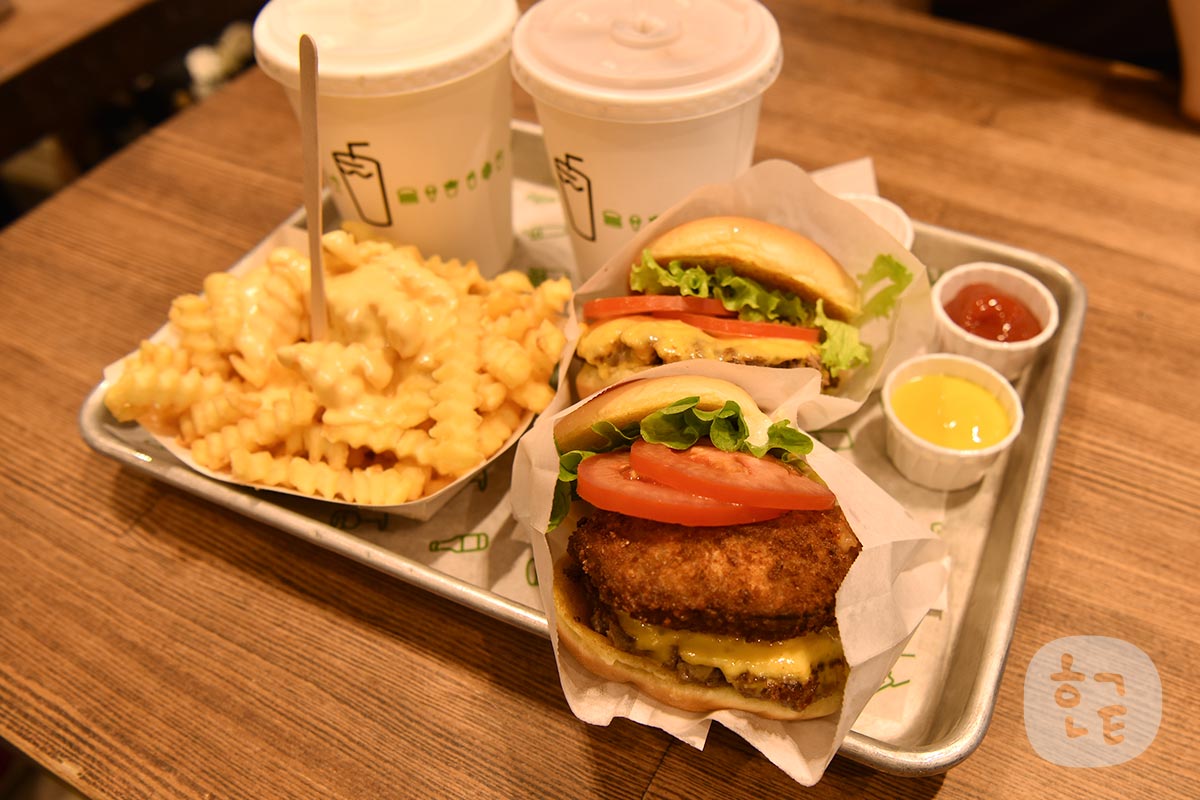 韓国でも人気のシェイクシャック（SHAKE SHACK）を食べてきた！